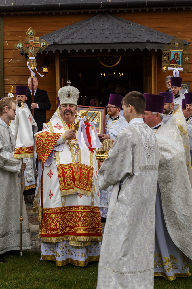 Arcybiskup Abel, Swieto Iwerskiej Ikony Matki Bozej, Monaster w Kostomlotach