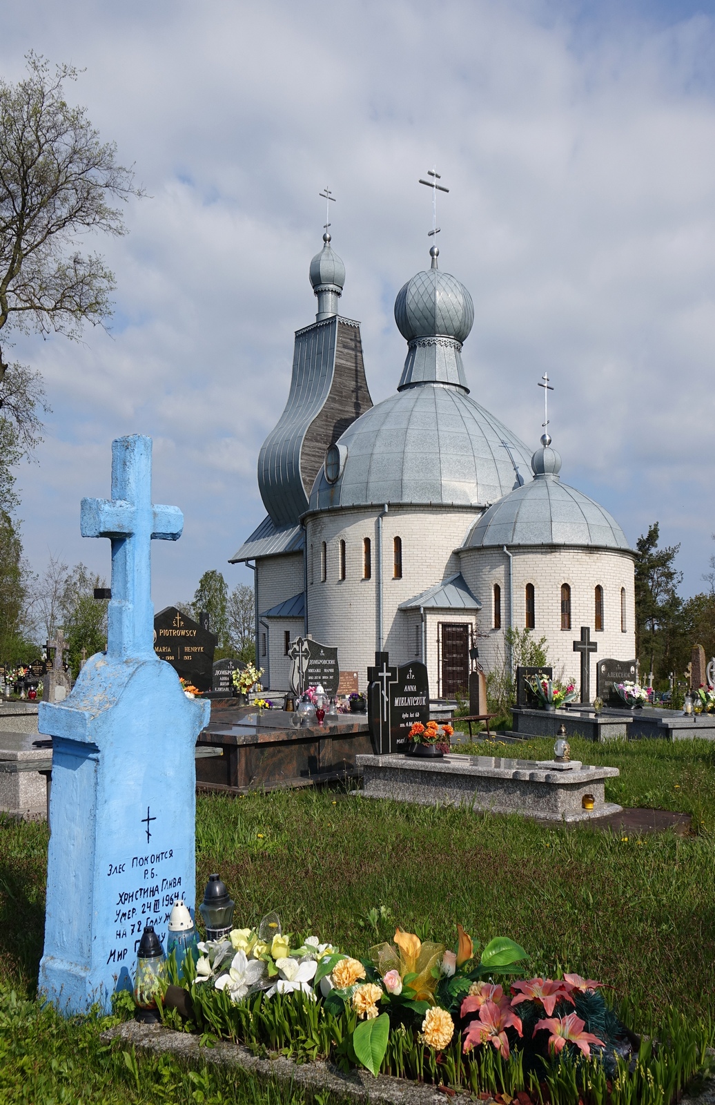 The cementary Orthodox church in Rajsk