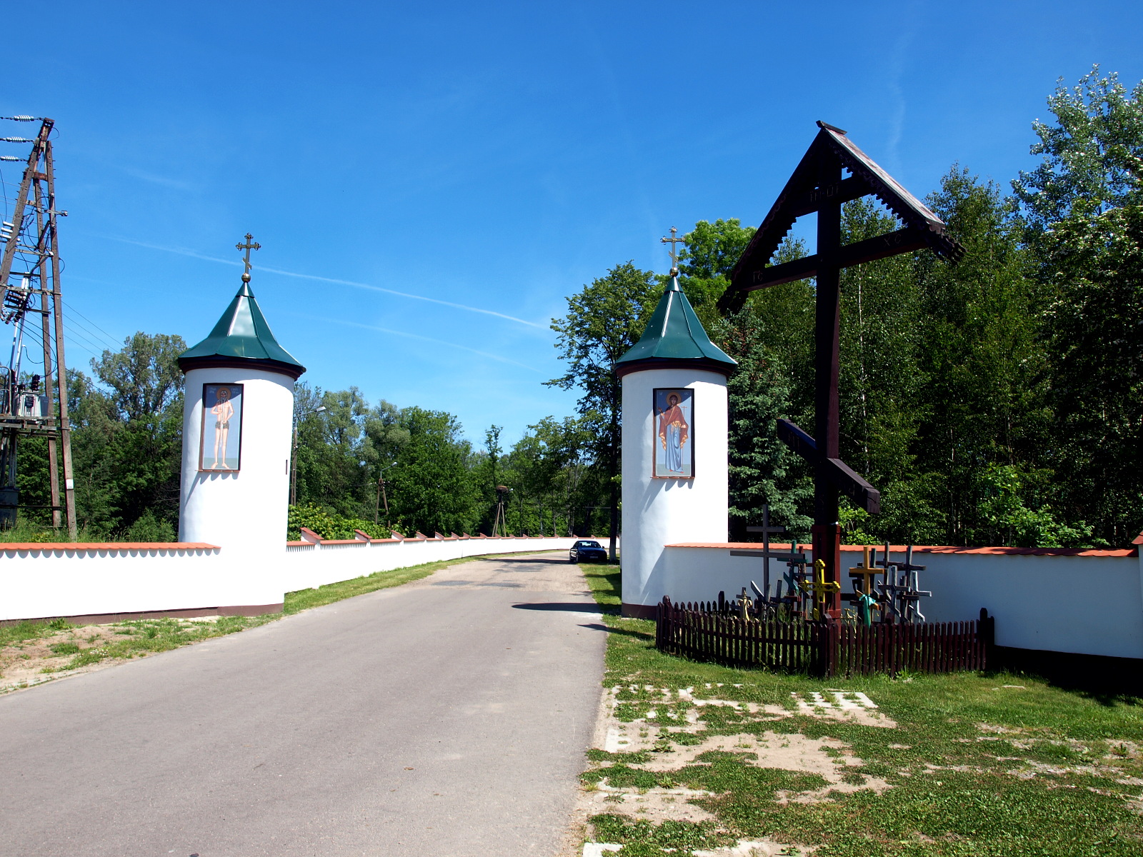 Droga do monasteru w Jabłecznej