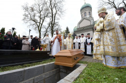 palavos 
Uroczystości pogrzebowe ś. p. Arcybiskupa Jeremiasza 
2017-05-05 15:38:47
