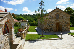 Kola-Krynica 
Monaster Świętych Kosmy i Damiana w Zočište / Манастир Светих Врача, Козме и Дамјана у Зочишту 
2017-05-08 21:52:21