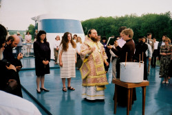 jarek11 
Baptism on a ship, archbishop Alexander, 1992 
2017-05-18 07:50:20
