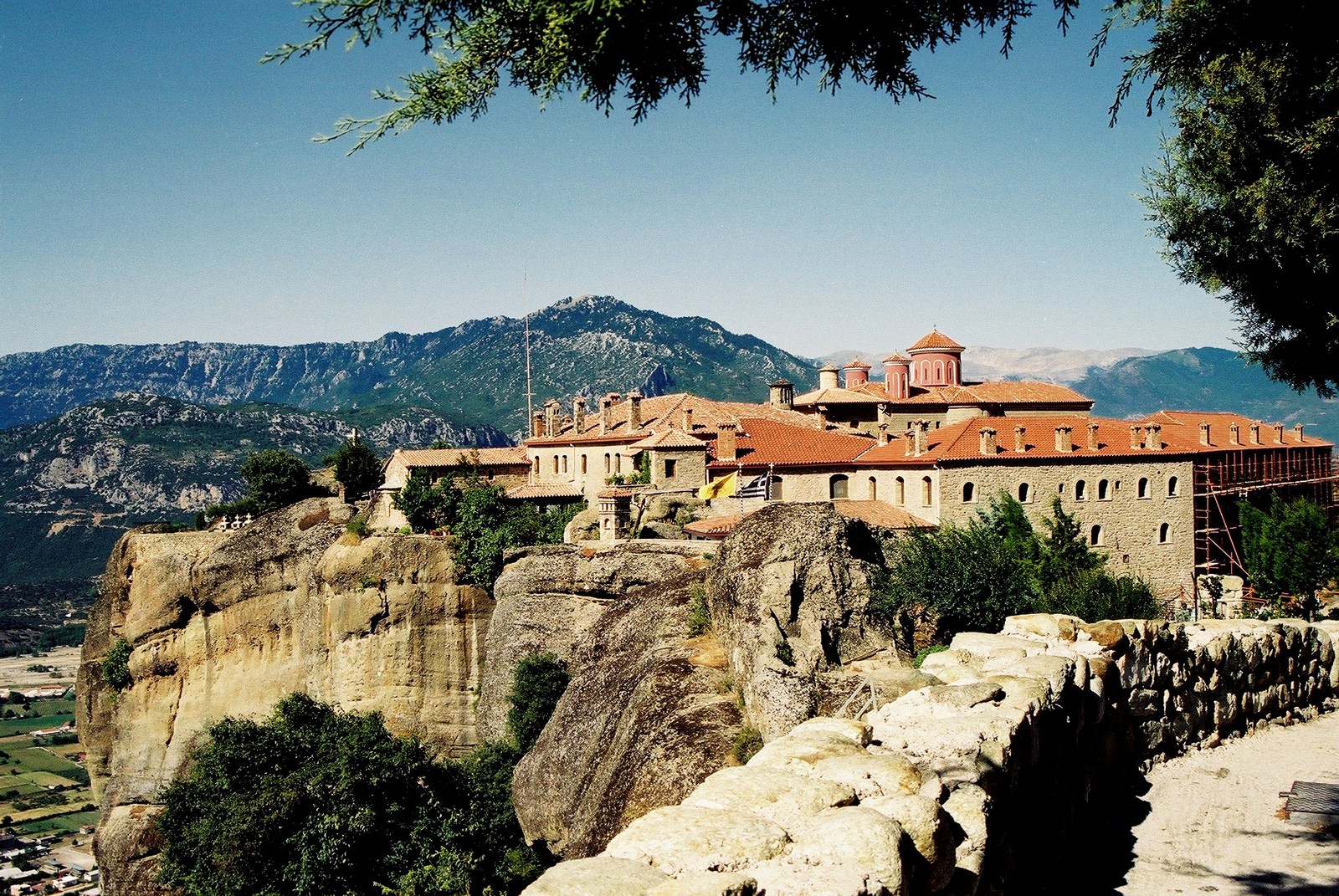 Metheora, 2000