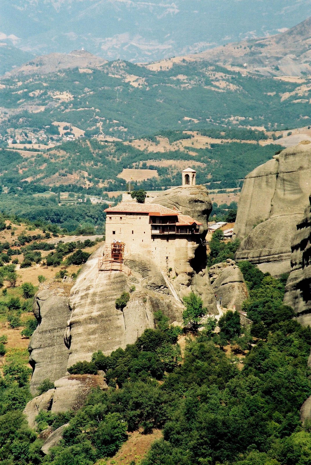 Metheora, 2000