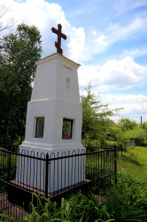 jarek1 
A small Orthodox chapel in Nowa Wola village 
2017-06-11 20:10:18