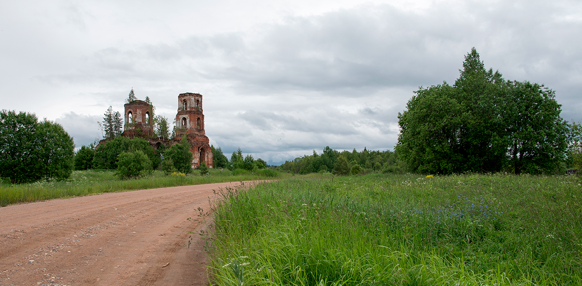 Казанский храм. Деревня Русские Новики