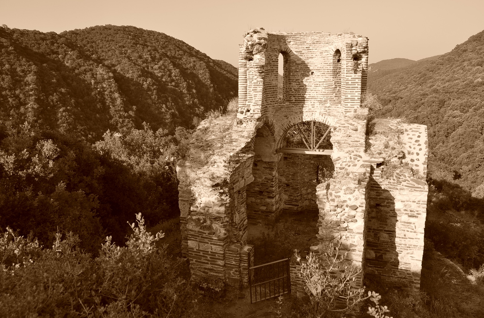 Κάστρο Ρεντίνας (2)