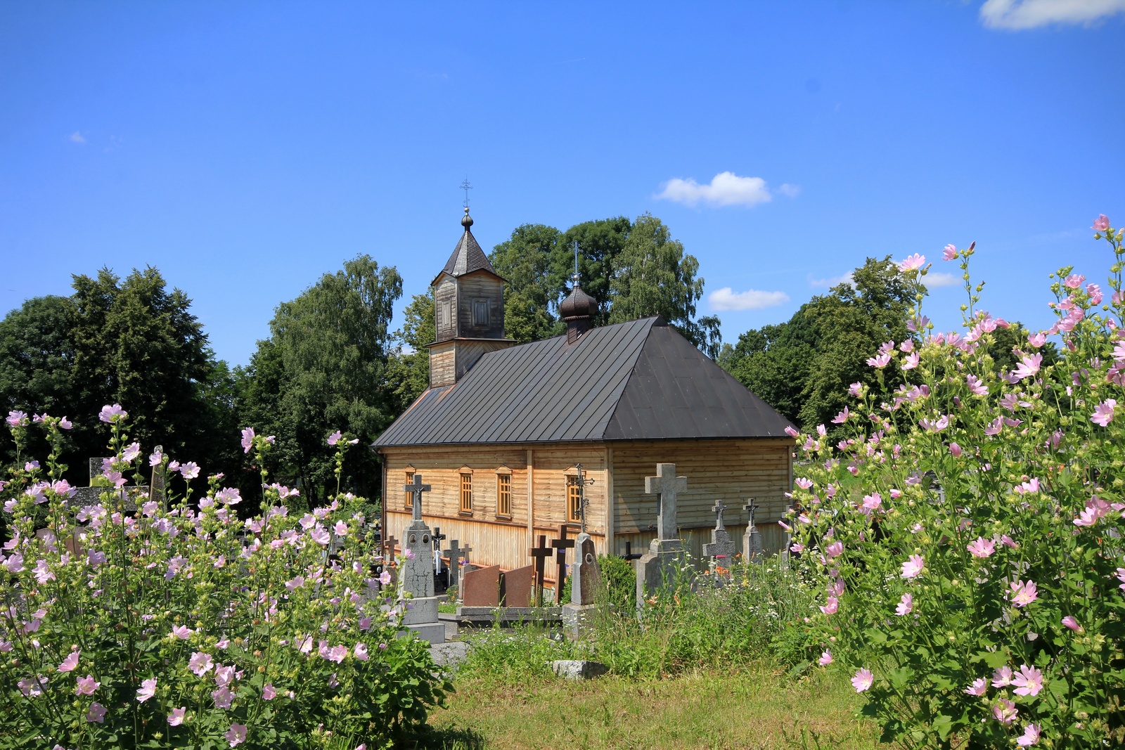 The Orthodox cementary chapel in Mielnik