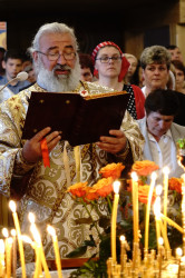jarek 
Archdeacon from Czerniowce reading the Apostle  
2017-07-08 14:16:42