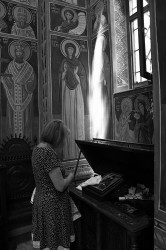 AleksaSrbin 
Молитва пред Светим моштима 
2017-07-11 22:20:37