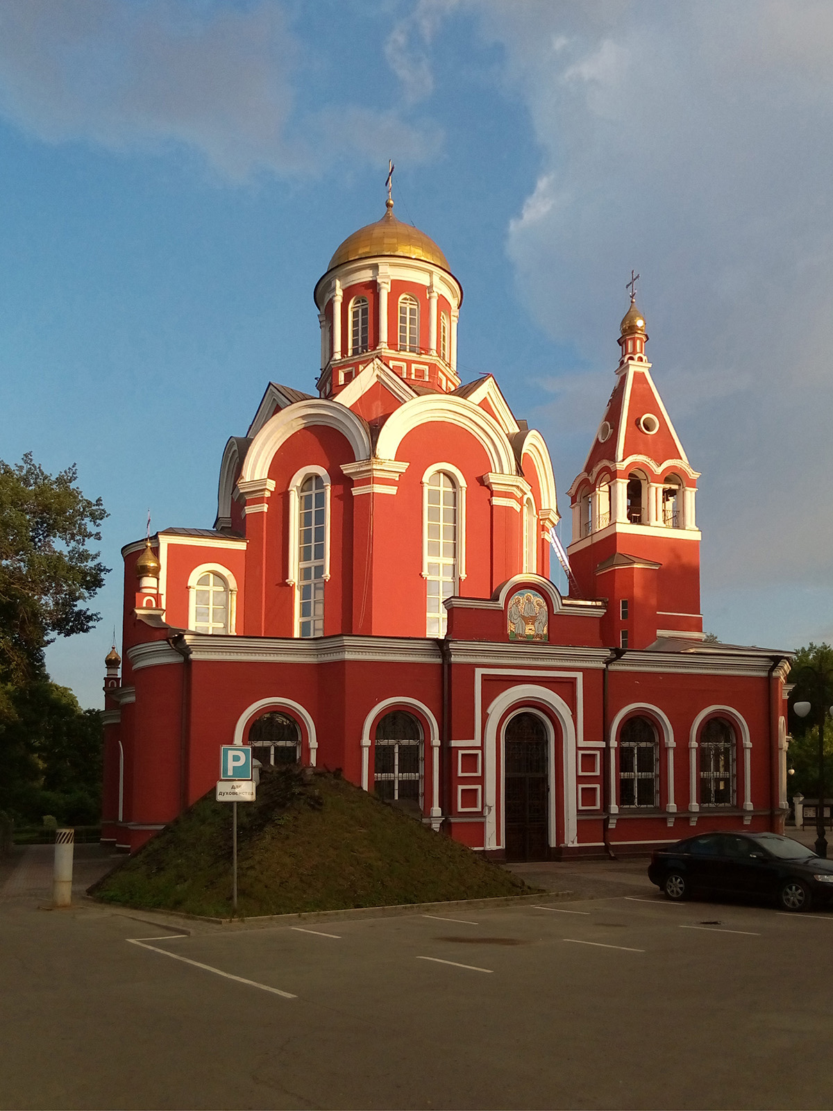 Храм Благовещения Пресвятой Богородицы в Петровском парке. г.Москва