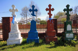jarek1 
The Orthodox crosses close to a church in Dobrowoda 
2017-08-07 20:59:06