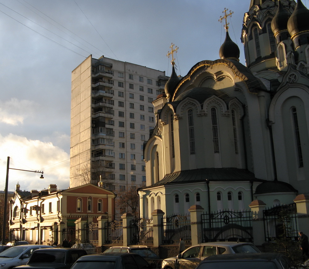 Церковь Воскресения Христова в Сокольниках. Москва.