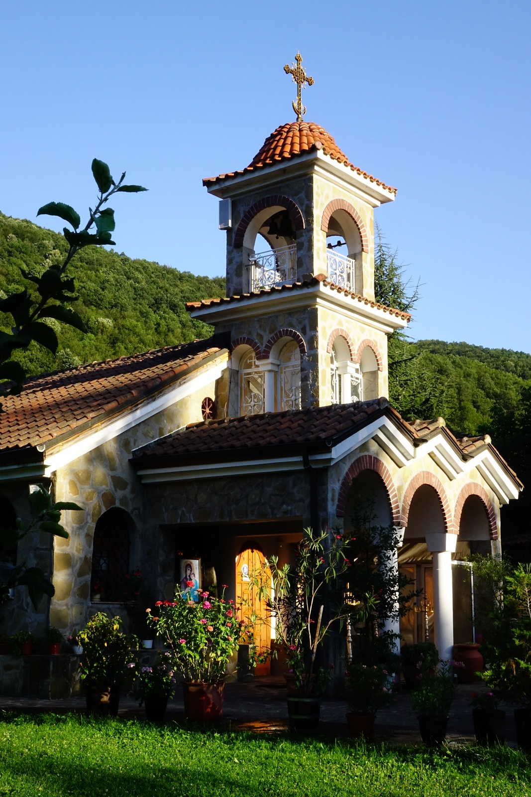 The main church if Vraczesz Convent