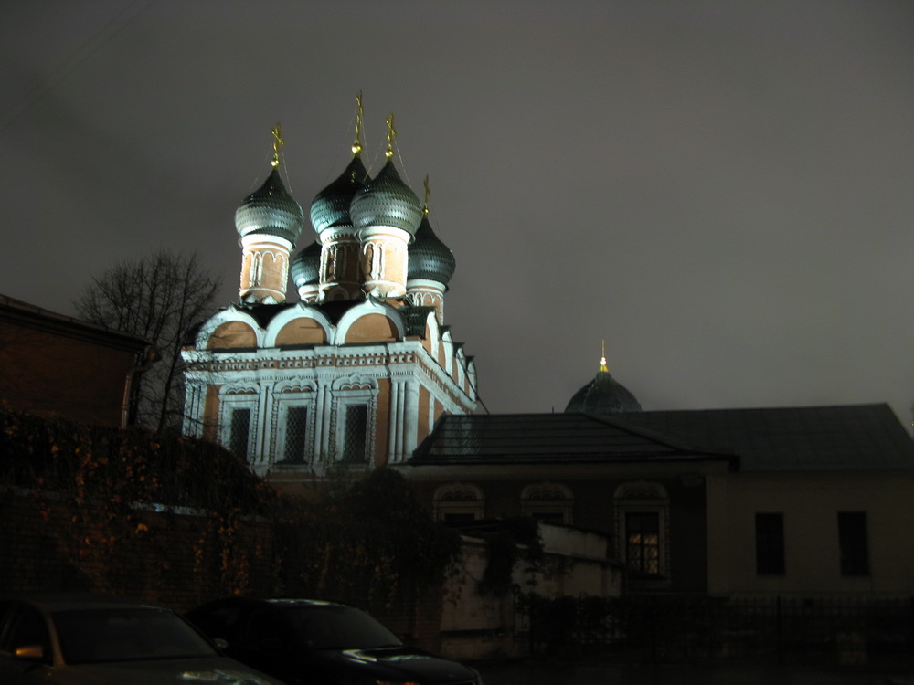 Свято-Никольский монастырь на Петровке.