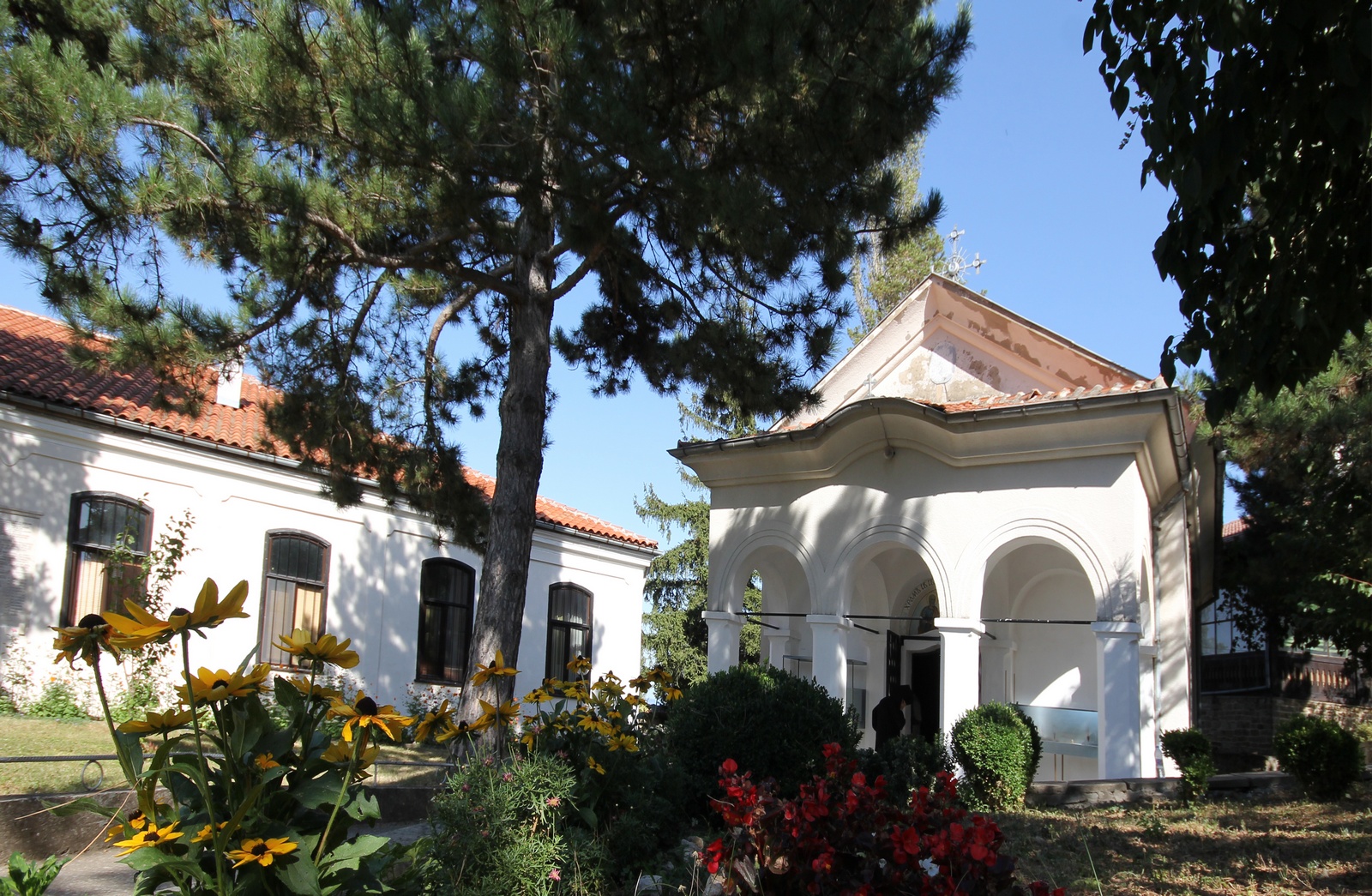 Ljaskovec Convent