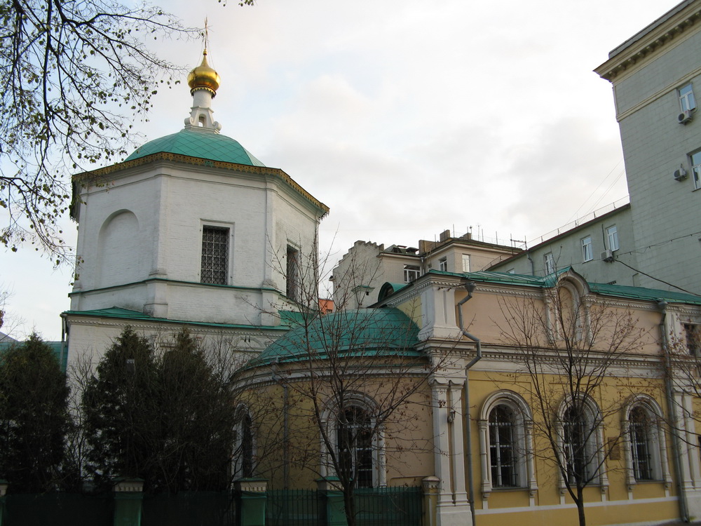 Церковь Космы и Дамиана в Шубине. Москва.