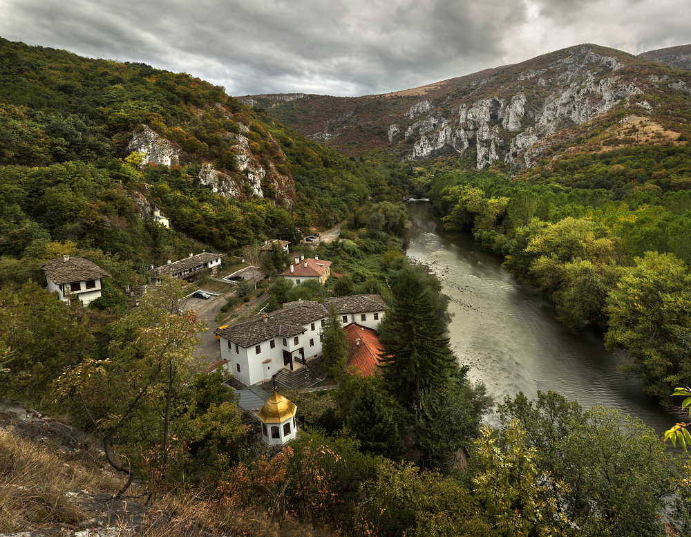 Cherepish Monastery - Bulgaria 