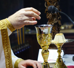 jarek 
Eucharistic Canon 
2017-09-02 16:38:23