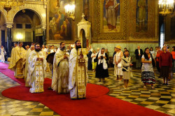 jarek 
The Divine Liturgy in St. Alexander Nevski Cathedral in Sofia 
2017-09-09 20:21:02