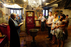 jarek1 
A baptism at Albanasi Convent 
2017-09-11 20:37:47