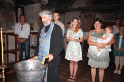 jarek1 
A baptism at Albanasi Convent 
2017-09-11 20:39:33
