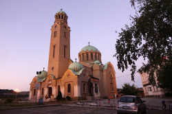 jarek11 
The Orthodox Cathedral in Velikie Tyrnovo 
2017-09-15 21:00:06