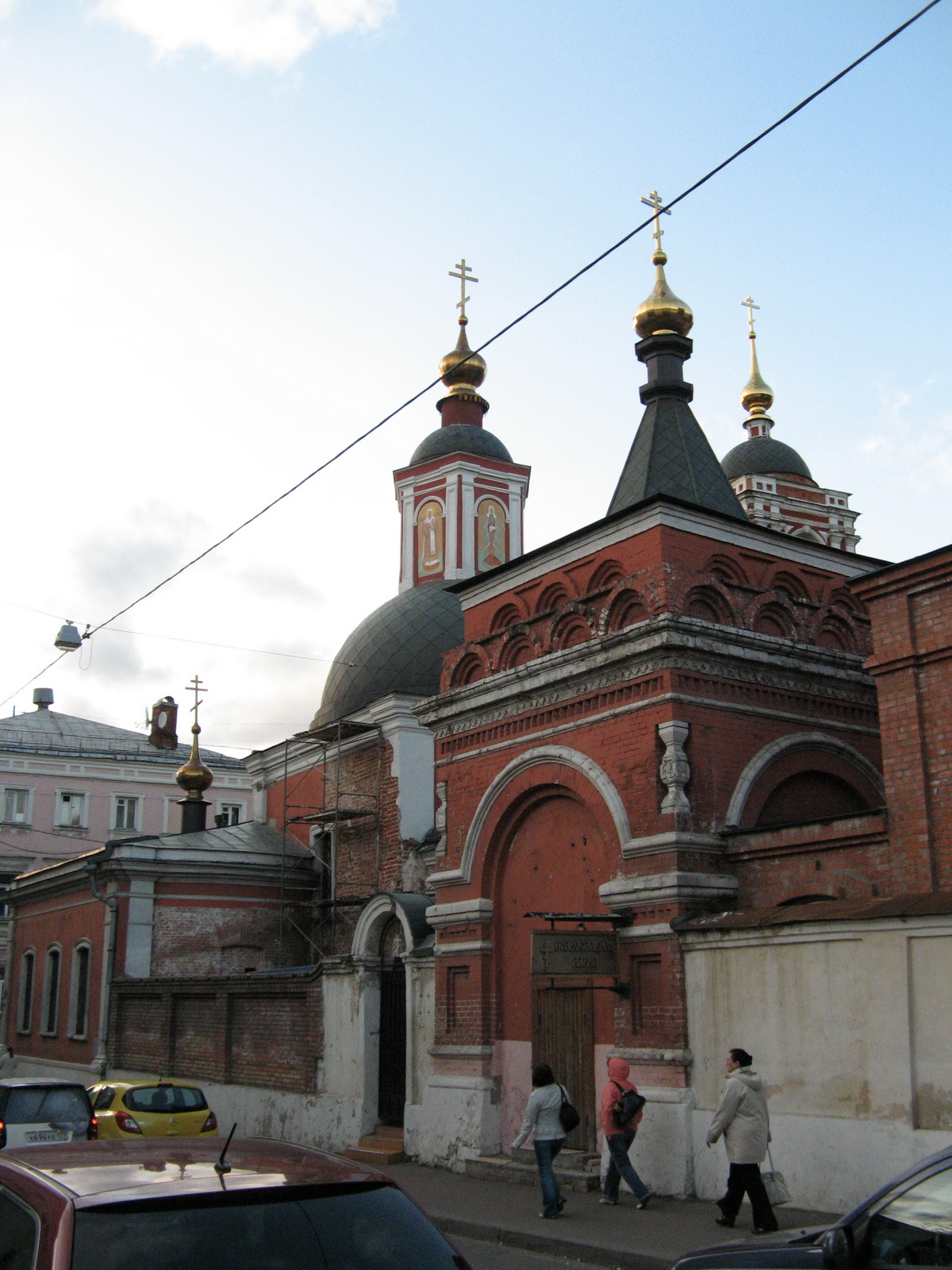 Церковь свт. Николы в Подкопаеве. Москва.