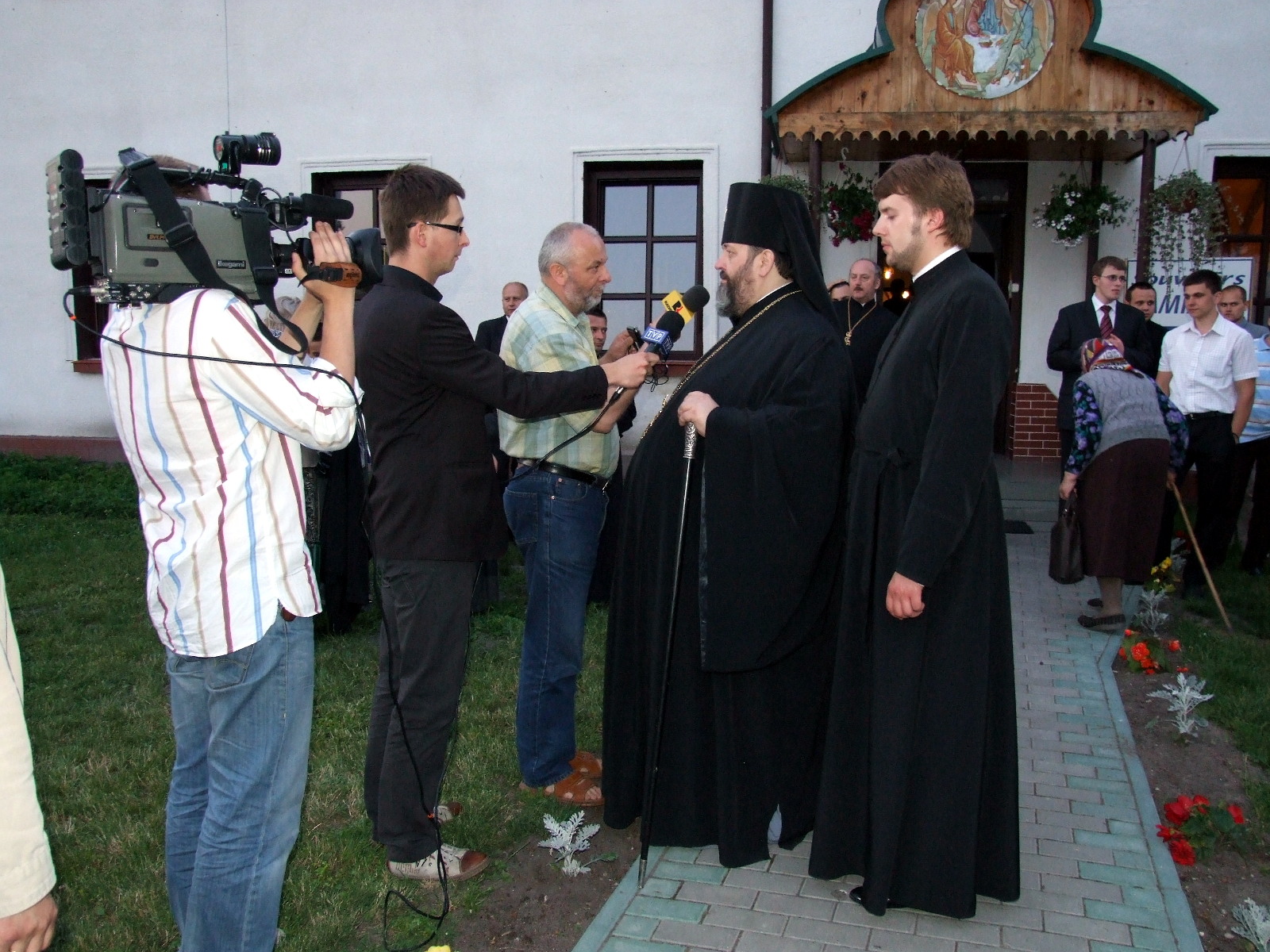 Wywiad dla telewizji z abp Ablem.