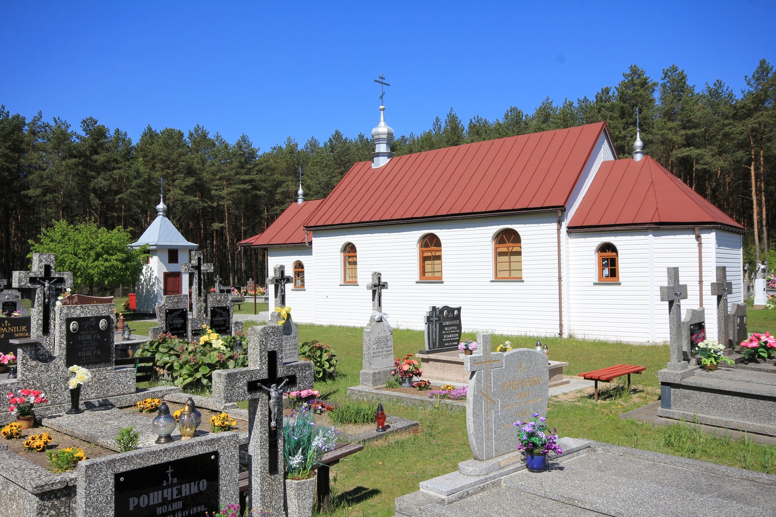 The Orthodox cementary chapel in Stawiszcze