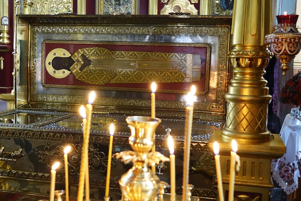St. Innocenty of Irkuck relics