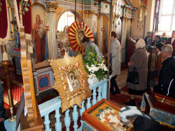 szolucha.w 
Przed Ikoną Leśniańsjiej Matki Bożej w Nosowie. 
2017-10-01 18:23:44