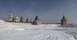 AlexandraP 
Спасо-Прилуцкий Димитриев монастырь 
42 
2017-10-05 09:56:22