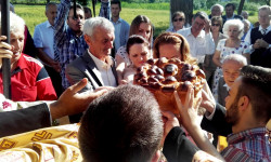 joanikije 
Слава 
2017-10-10 22:14:29