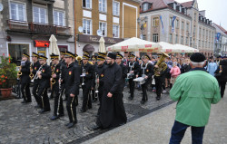 bogdan 
XXV rocznica przeniesienia Relikwii św. Gabriela z Grodna do Białegostoku(13) 
2017-10-13 16:07:46