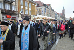 bogdan 
XXV rocznica przeniesienia Relikwii św. Gabriela z Grodna do Białegostoku(16) 
2017-10-13 16:08:48