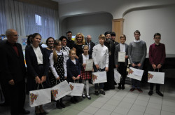 bogdan 
laureaci 
2017-10-18 18:25:26