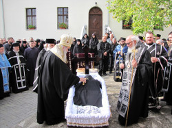 mmaksim 
Опело Игуманији Параскеви 
2017-10-27 14:26:59