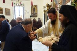jarek1 
Divine Liturgy in Gonia Monastery 
2017-10-28 19:03:08