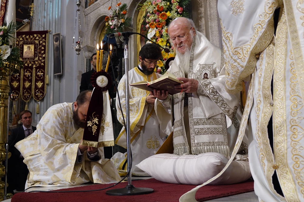 Divine Liturgy at Pentacost in Hereklion Cathedral, 2016