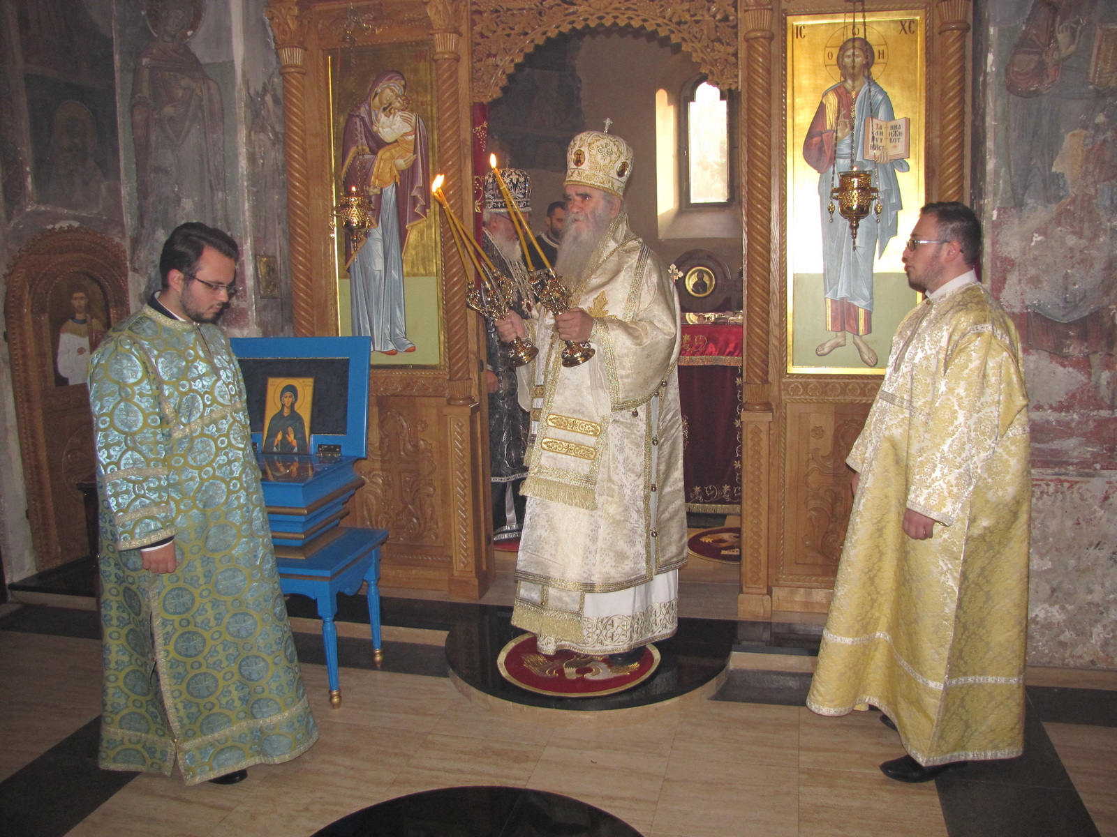 Благослов архијереја