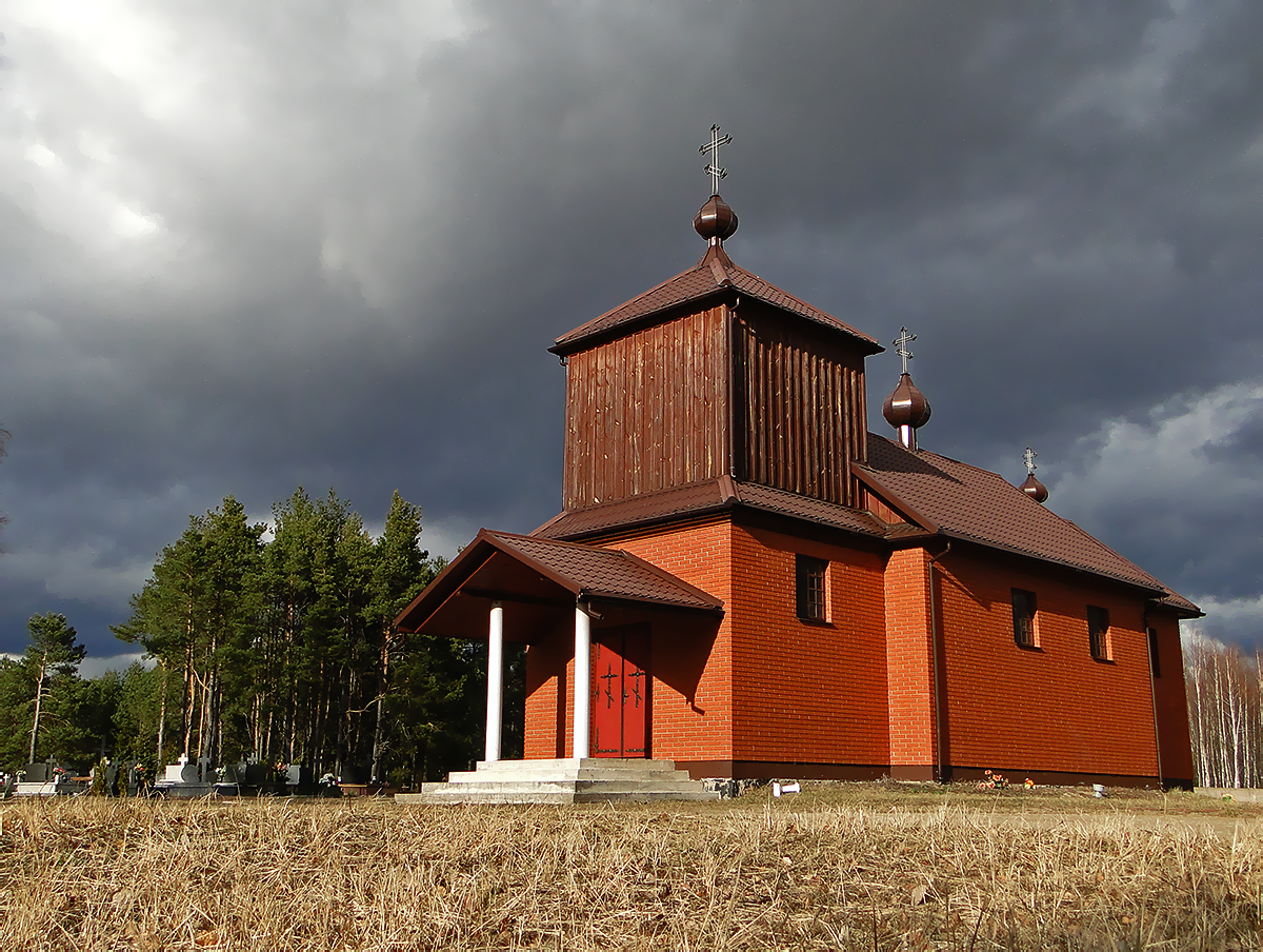 Cerkiew cmentarna Ikony Matki Bożej Kazańskiej w Narwi 