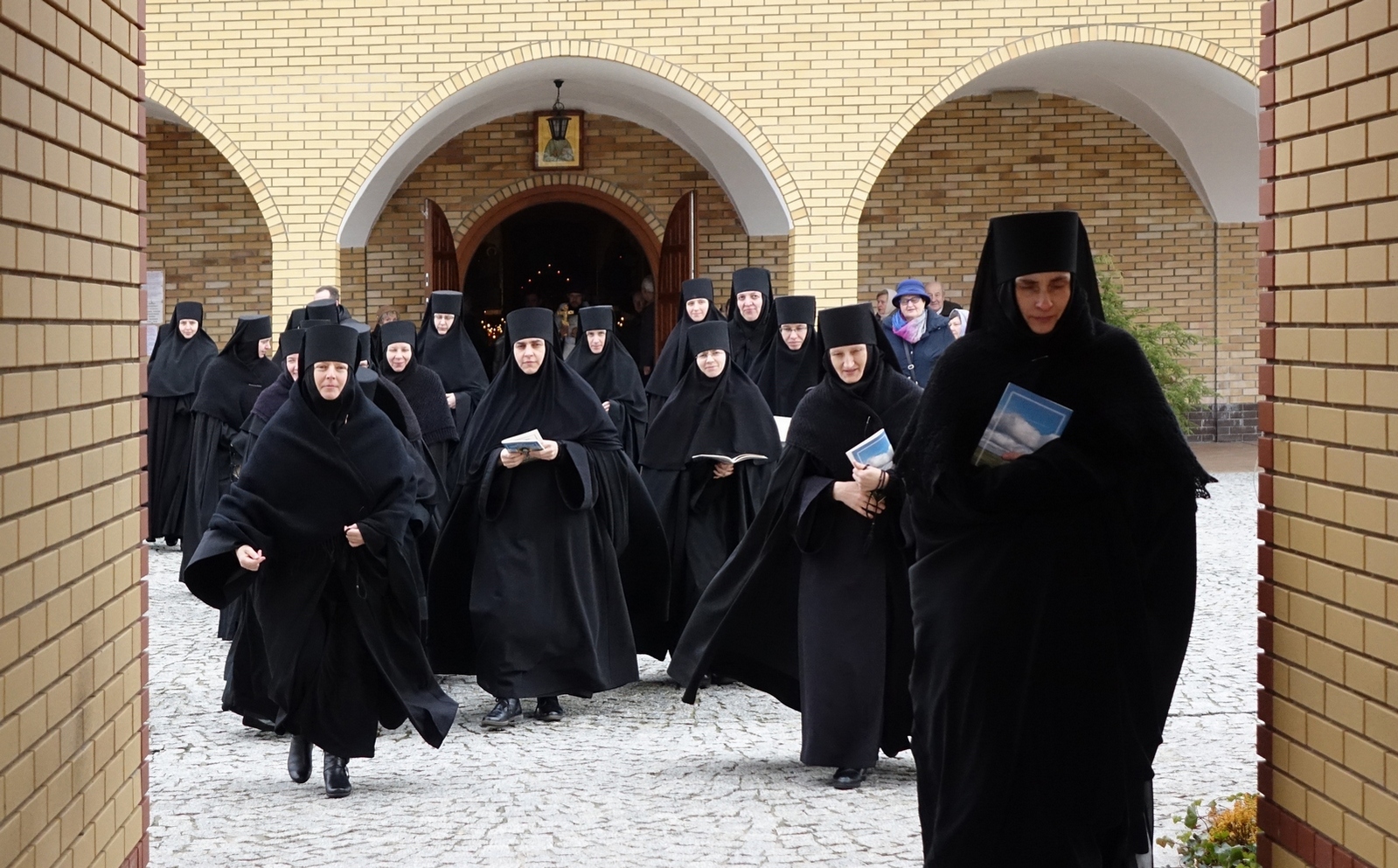 Waiting for St. Nectarios of Egina relics in Zwierki Convent