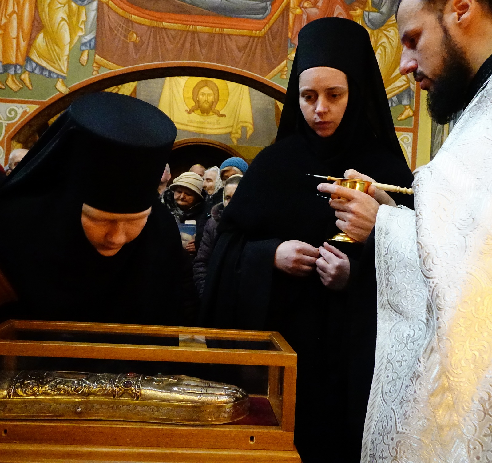 St. Nectarios of Egina relics in Zwierki Convent