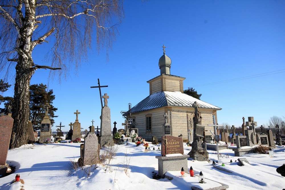 The Orthodox cementary chapel in Jaczno