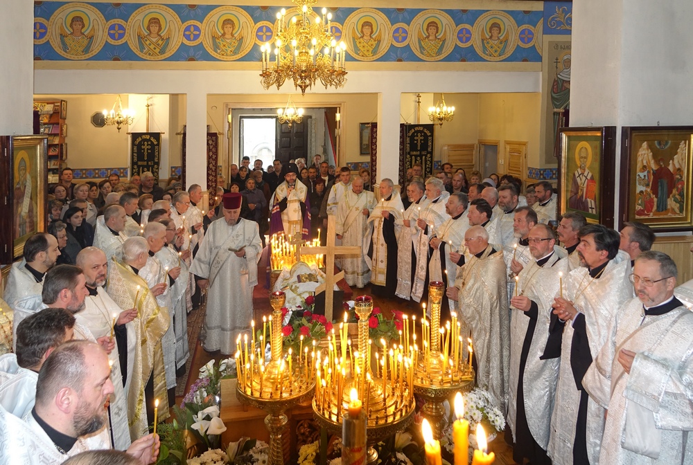 Prayers for reposed Fr. Vladimir Parfien