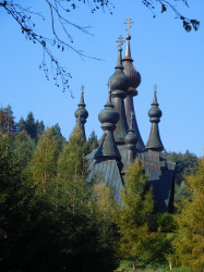 jarek 
The autumn in Polish mountains. The Orthodox church in Krynica-Zdrój  
2017-11-05 22:00:05