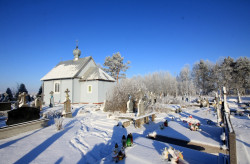 jarek11 
The Orthodox cementary chapel in Morze 
2017-11-13 00:28:04