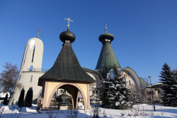 jarek11 
THe Holy Trinity Orthodox Cathedral in Hajnówka 
2017-11-18 17:00:31