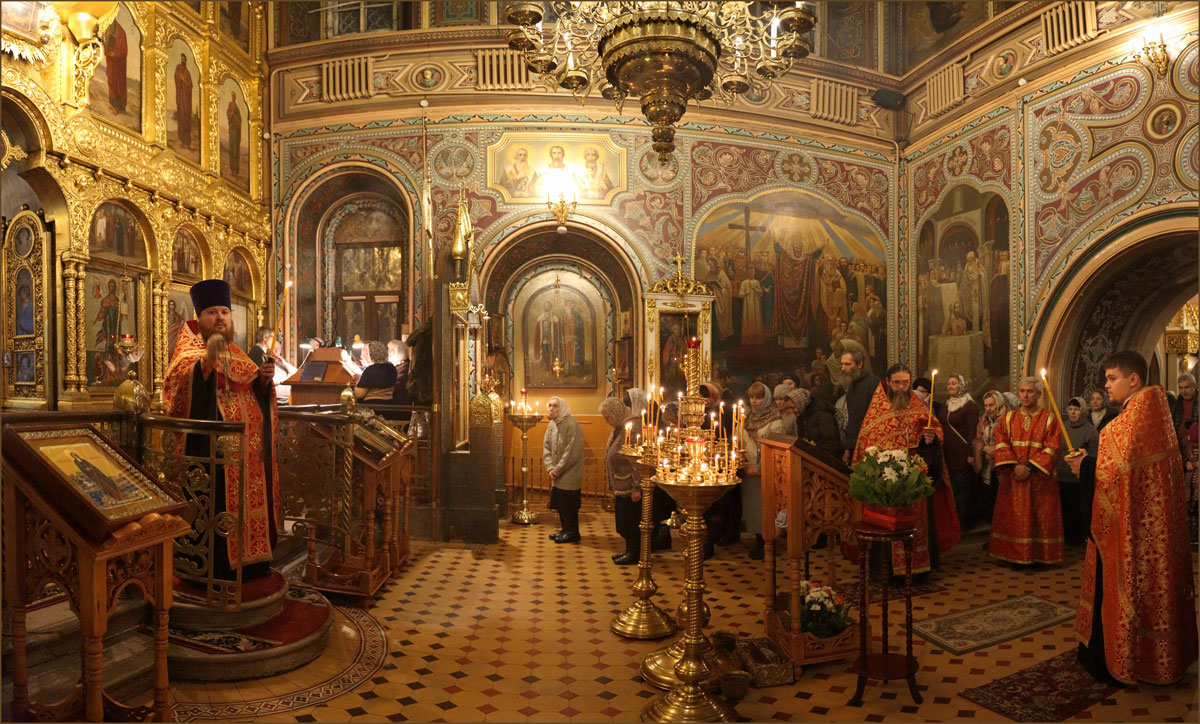 Серпухов. Храм Ильи Пророка. Праздник вмц.Екатерины. Всенощное бдение.